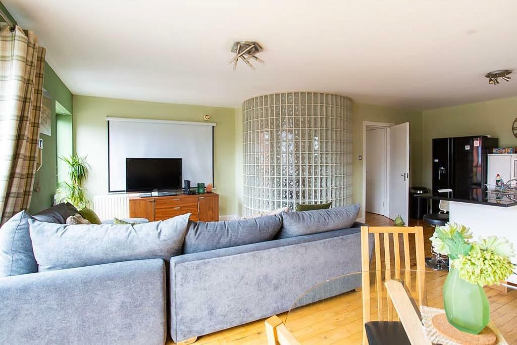 Spacious Belfast City Centre Duplex Apartment Eksteriør billede