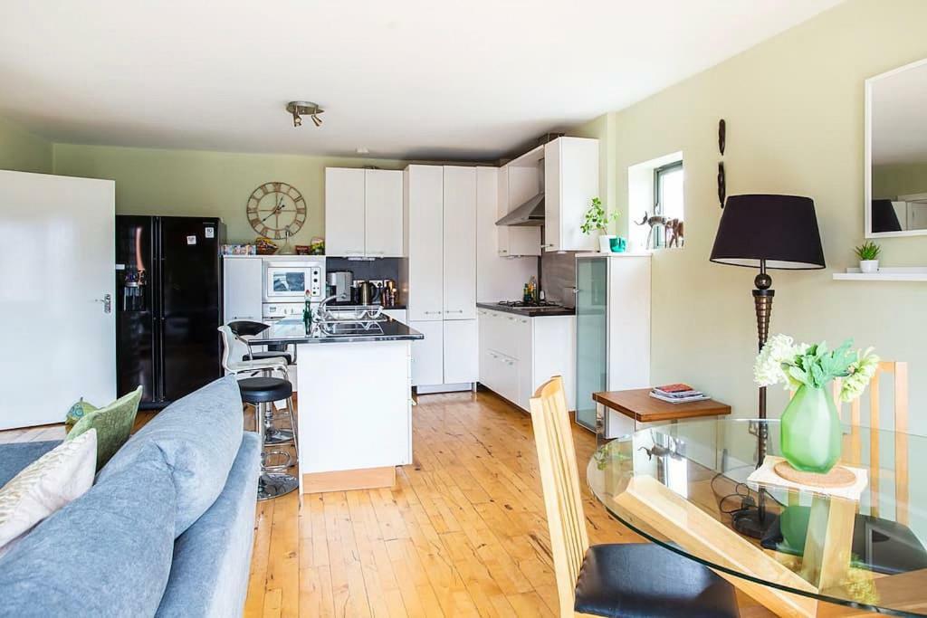 Spacious Belfast City Centre Duplex Apartment Eksteriør billede