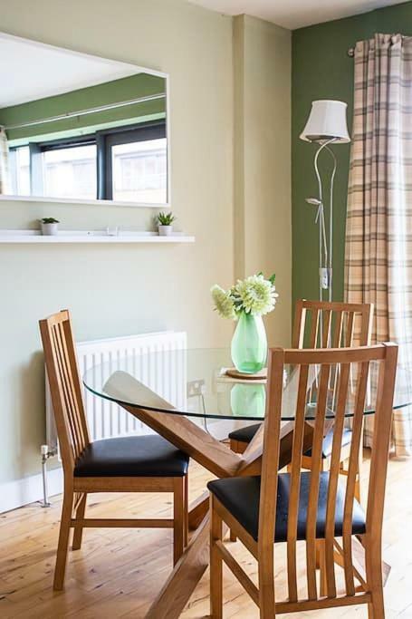 Spacious Belfast City Centre Duplex Apartment Eksteriør billede
