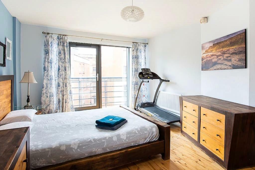 Spacious Belfast City Centre Duplex Apartment Eksteriør billede