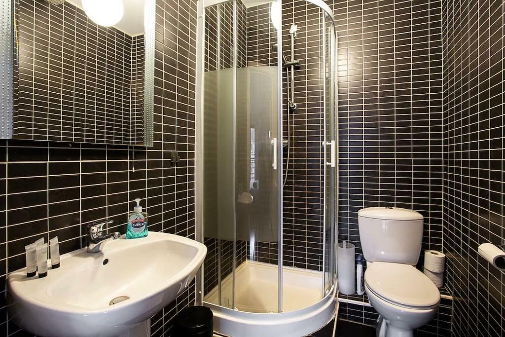 Spacious Belfast City Centre Duplex Apartment Eksteriør billede